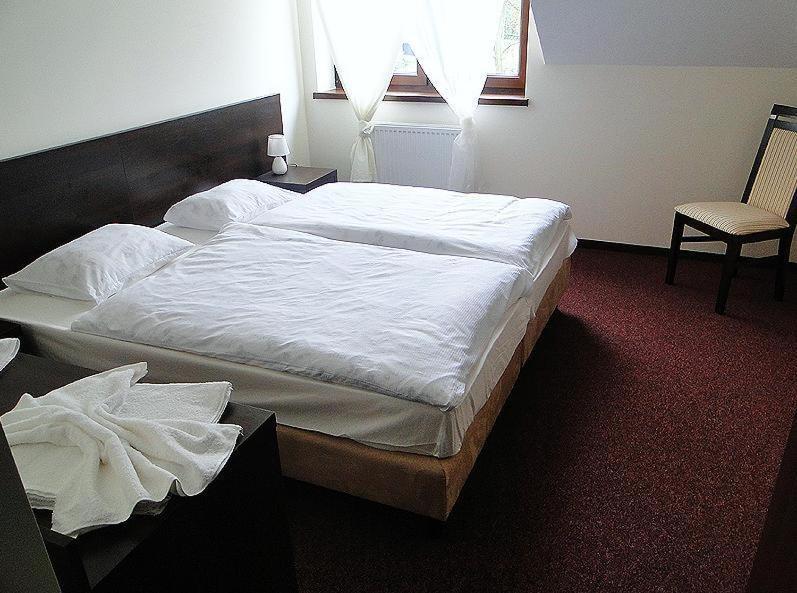 Hotel Cynamon Tokarnia  الغرفة الصورة